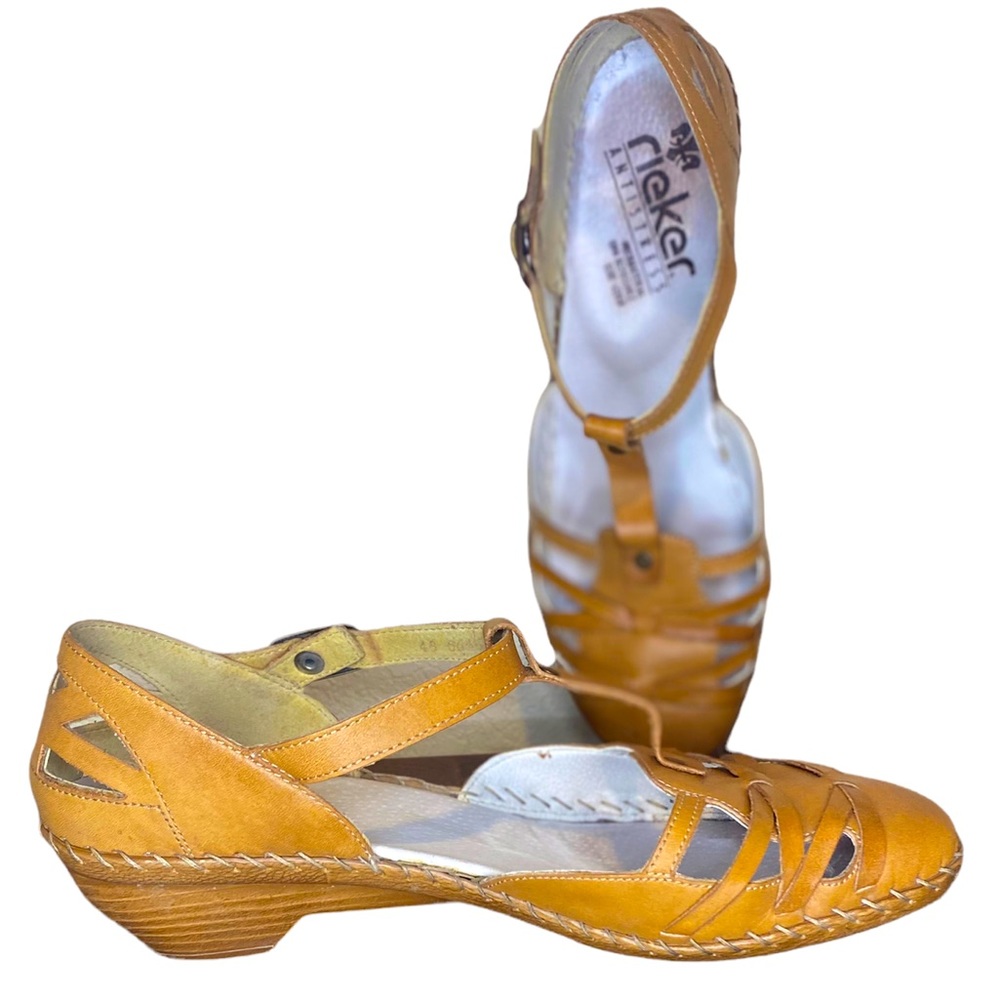 Rieker Antistress Leather T-strap Mary Jane Lazer Cut Shoe Size 10 (EUR 40)